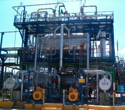 Vacuum Unit Tail Gas Compressor with Separators and Pumps at Esso Augusta Refinery, Italy